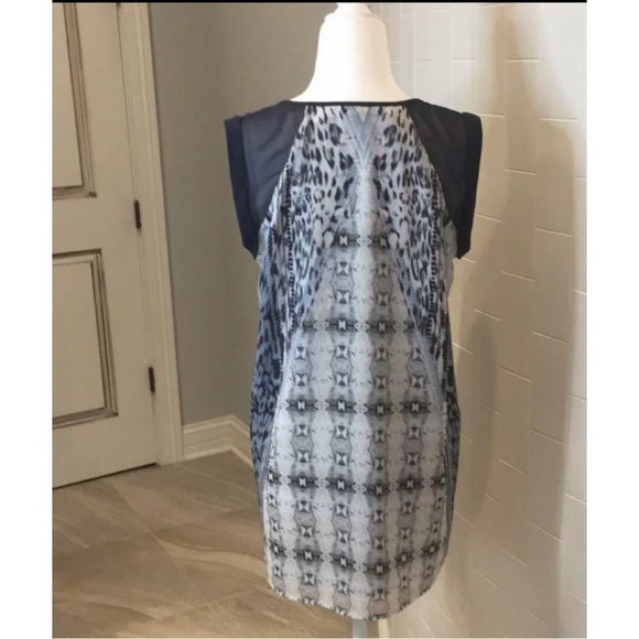 Cabi Sleeveless Reptile Snakeskin Print Tunic Top Blouse Chiffon Line Women Sz S - Picture 7 of 12